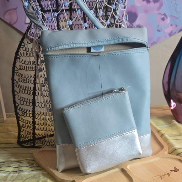 sorbetto Handbags - Light Blue & Silver Crossbody Bag with Coin Pouch